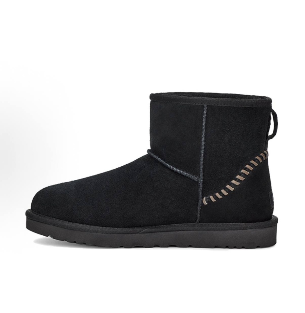  UGG