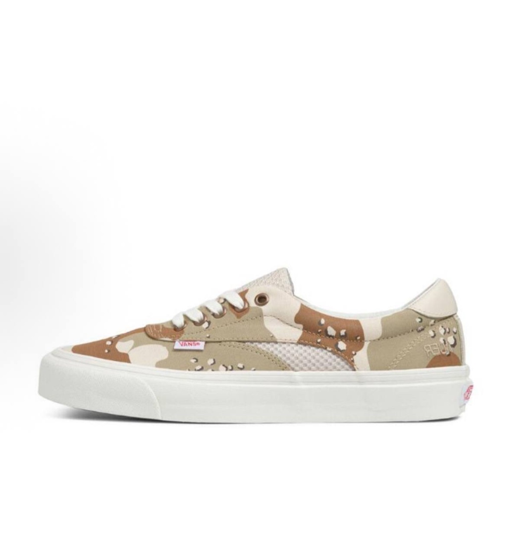  Vans