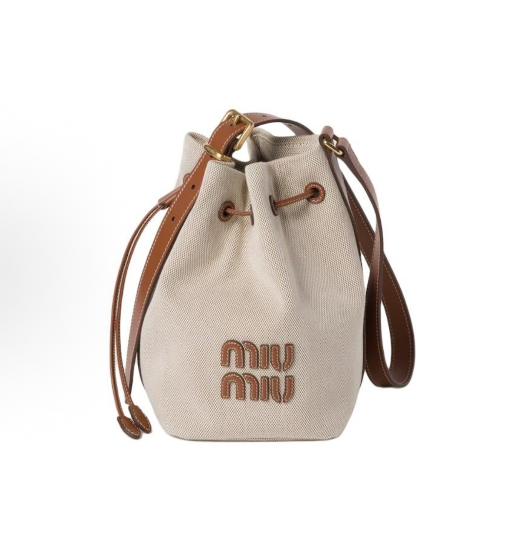  Miu Miu