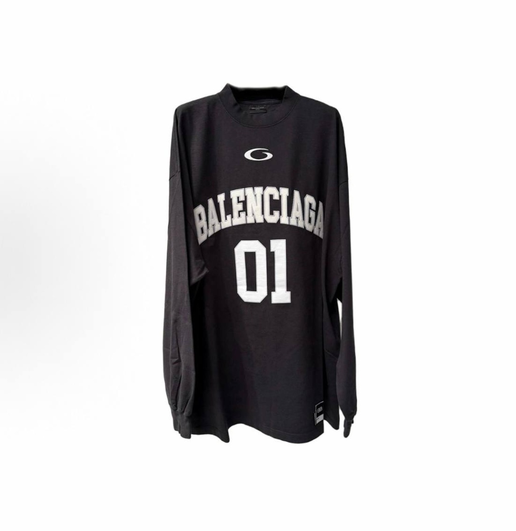  Balenciaga