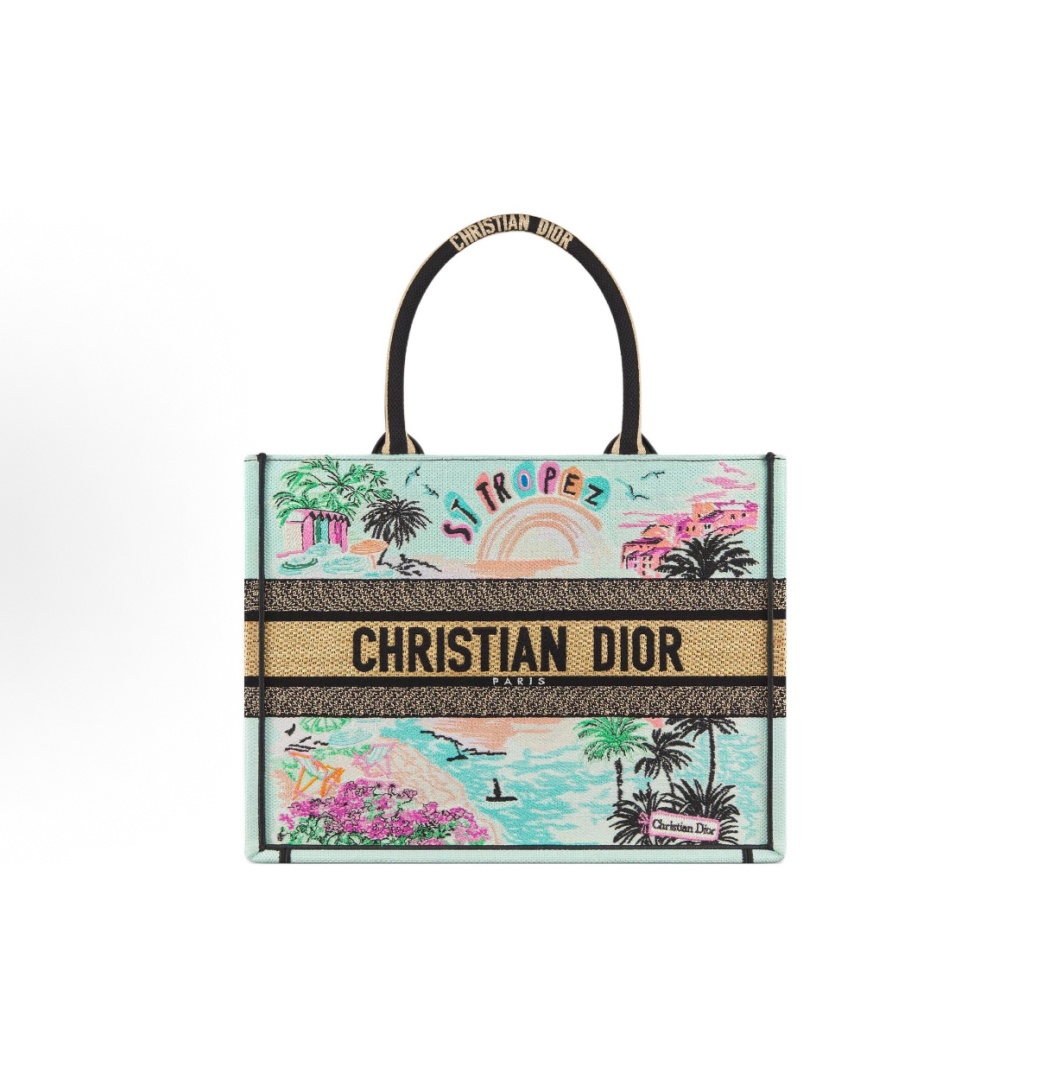 Dior