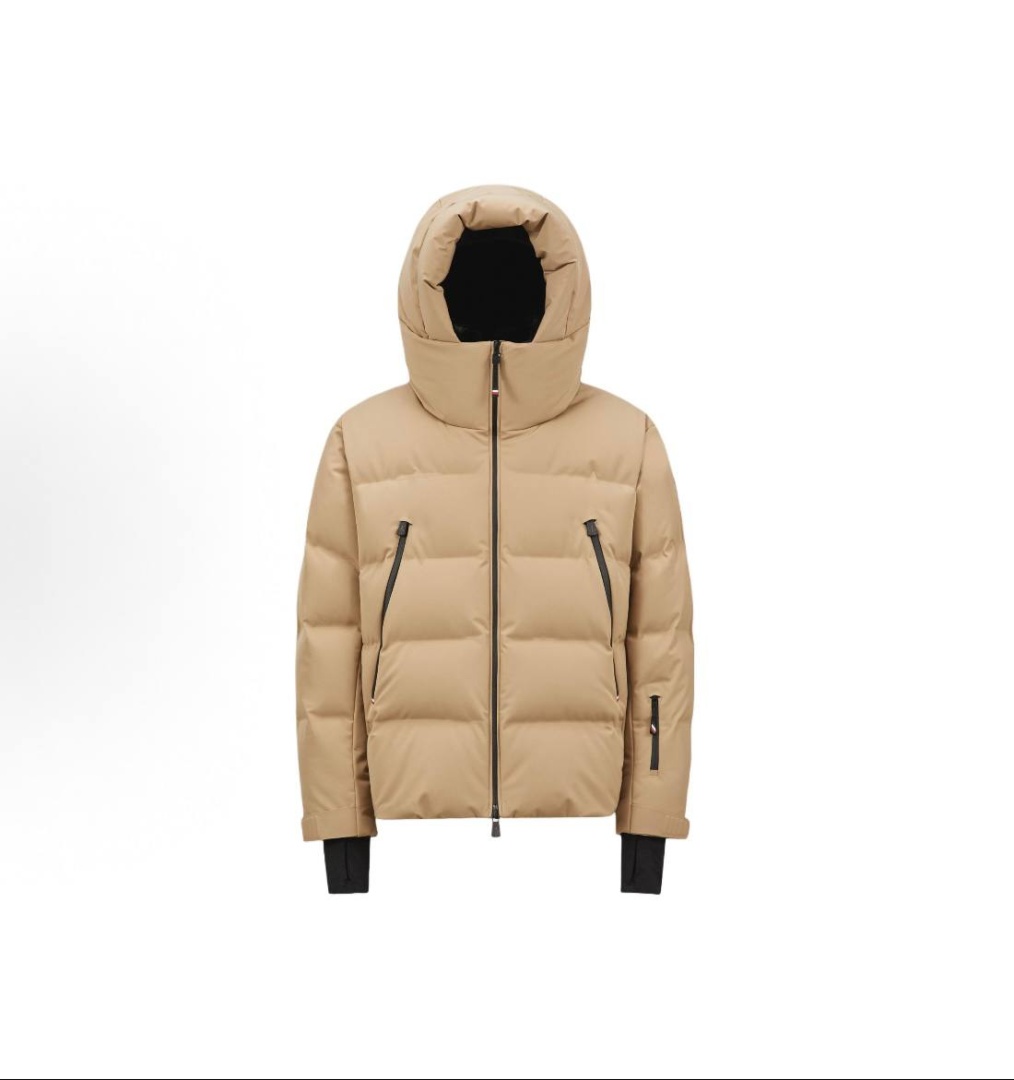  Moncler