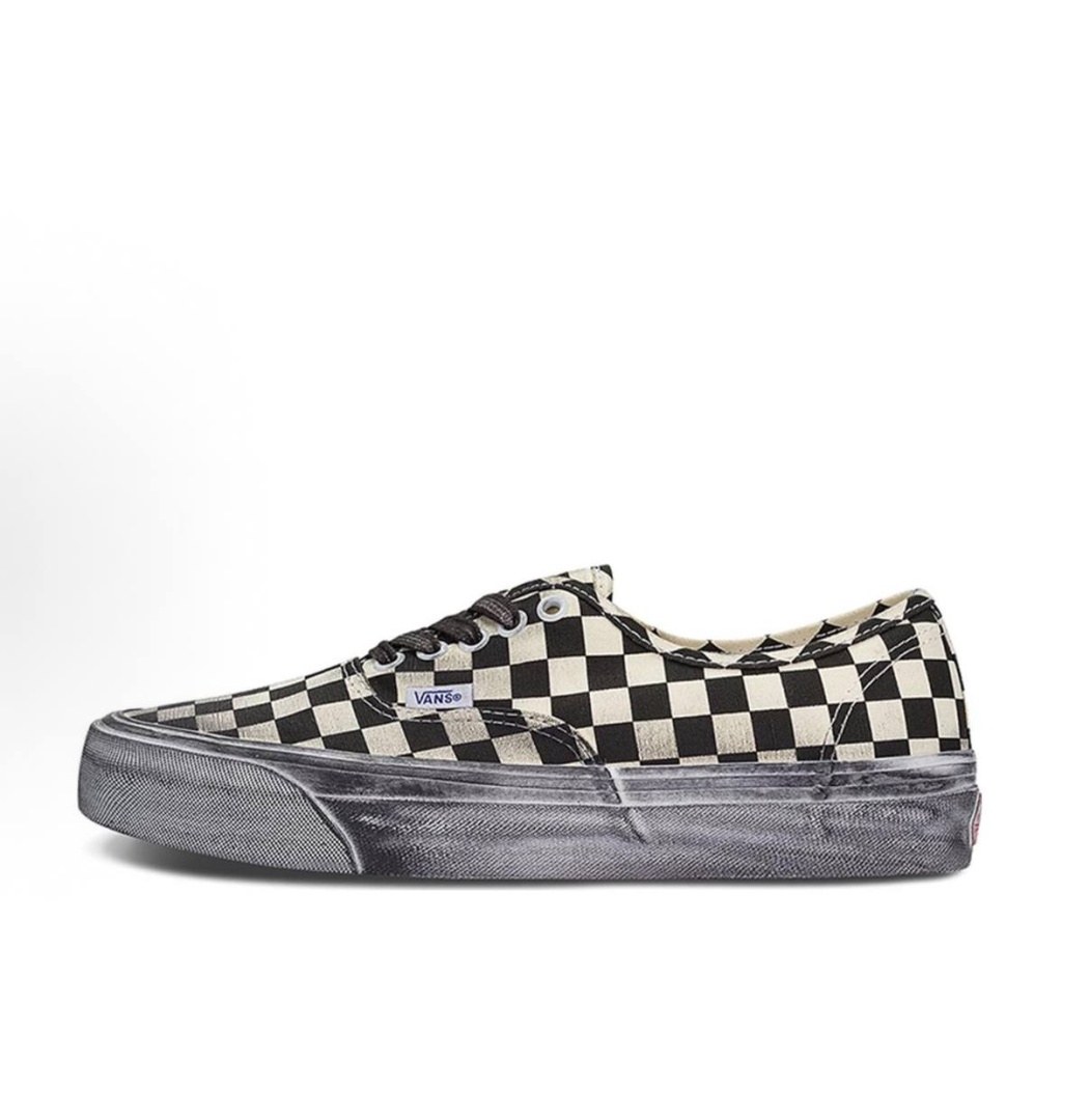  Vans