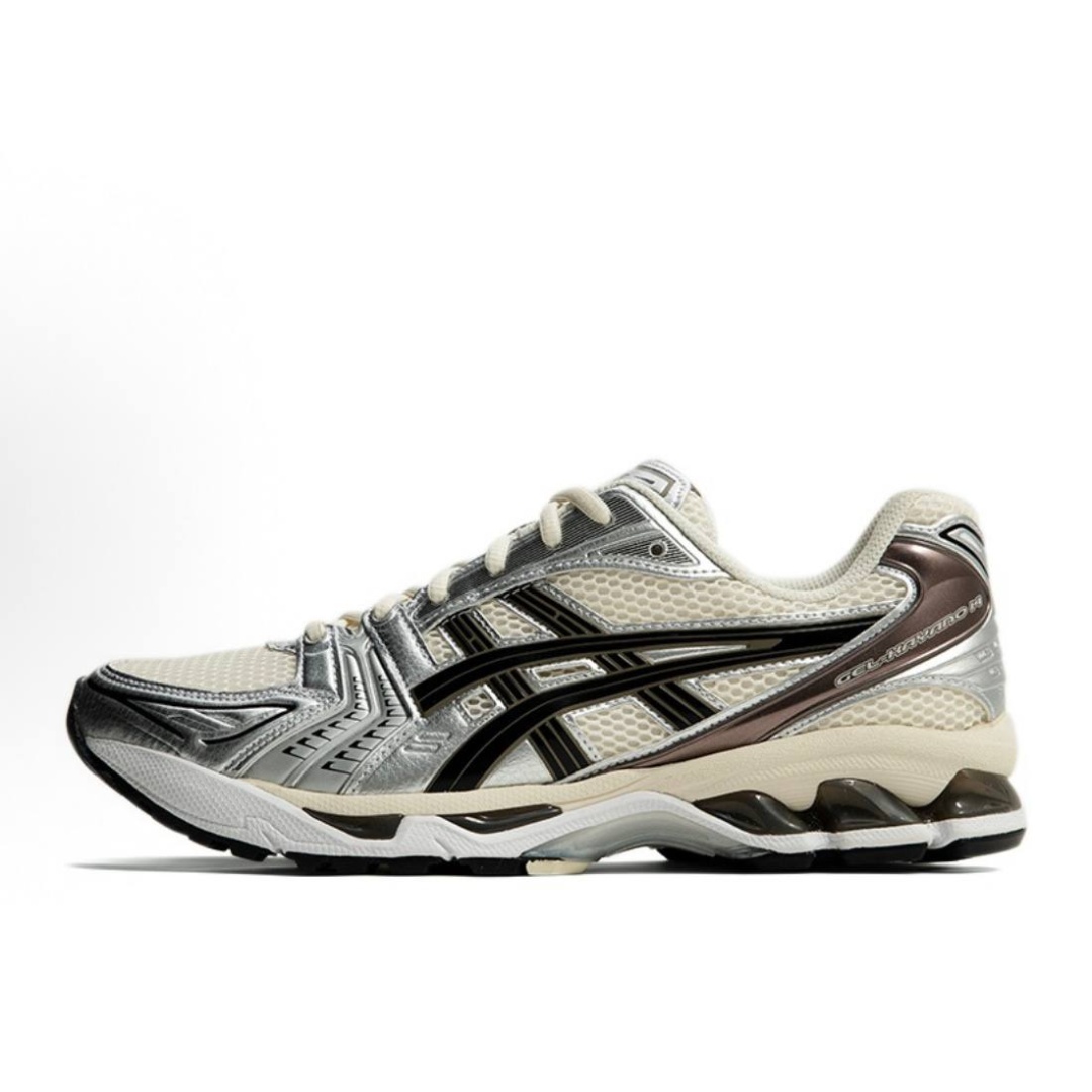  Asics 