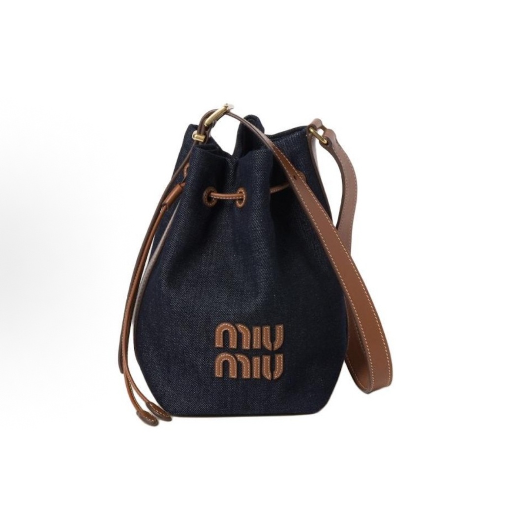  Miu Miu