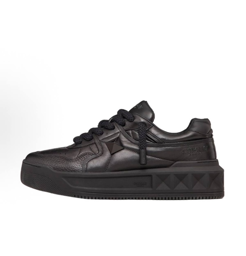  Valentino