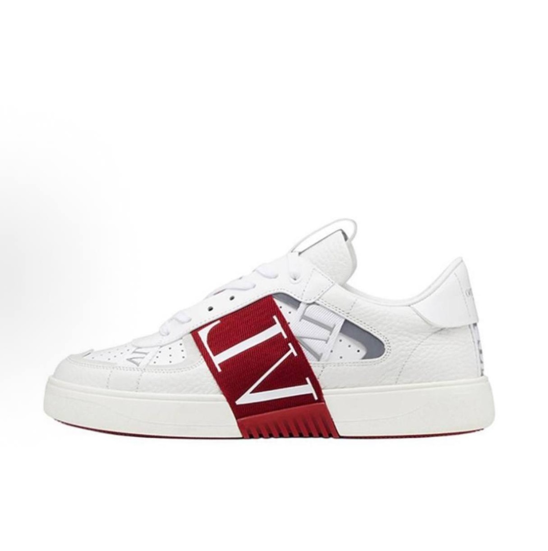  Valentino