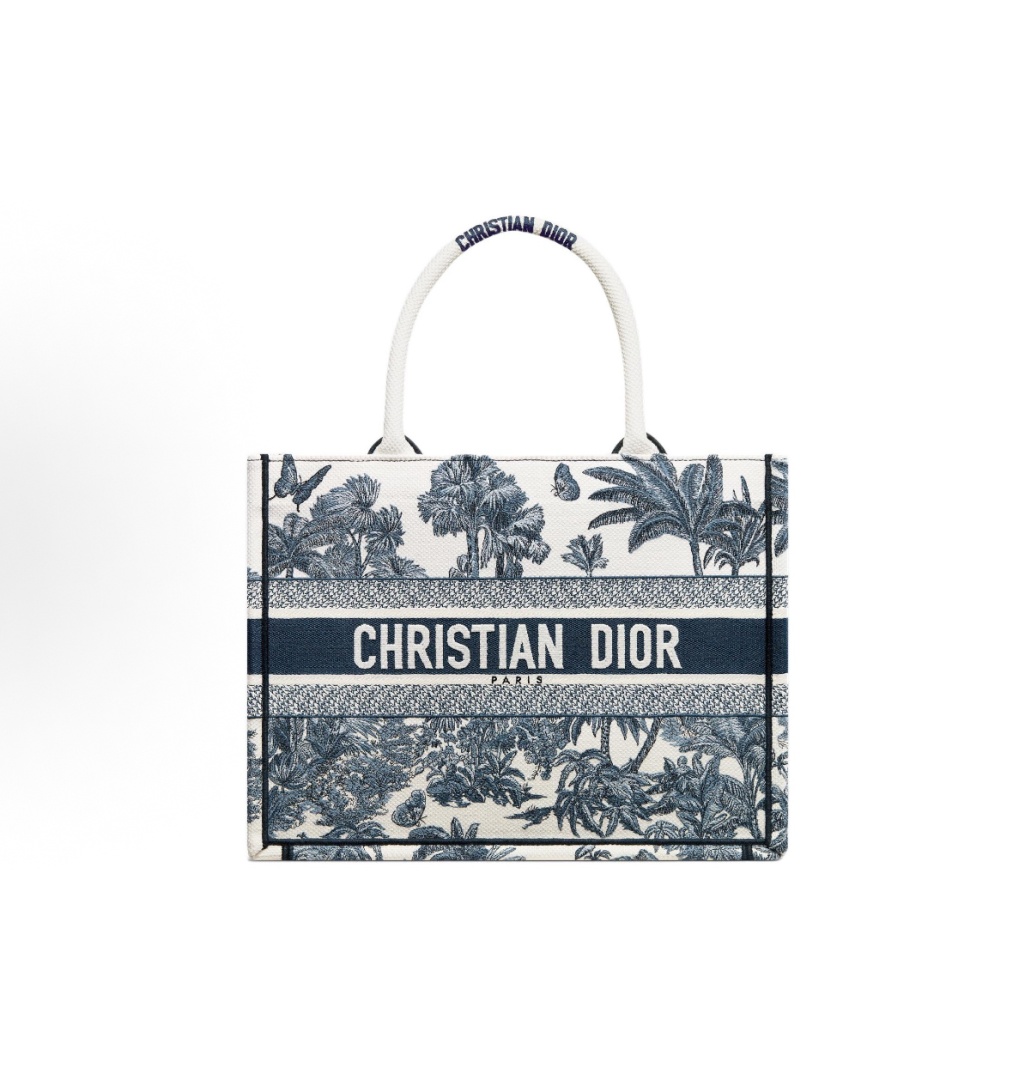  Dior