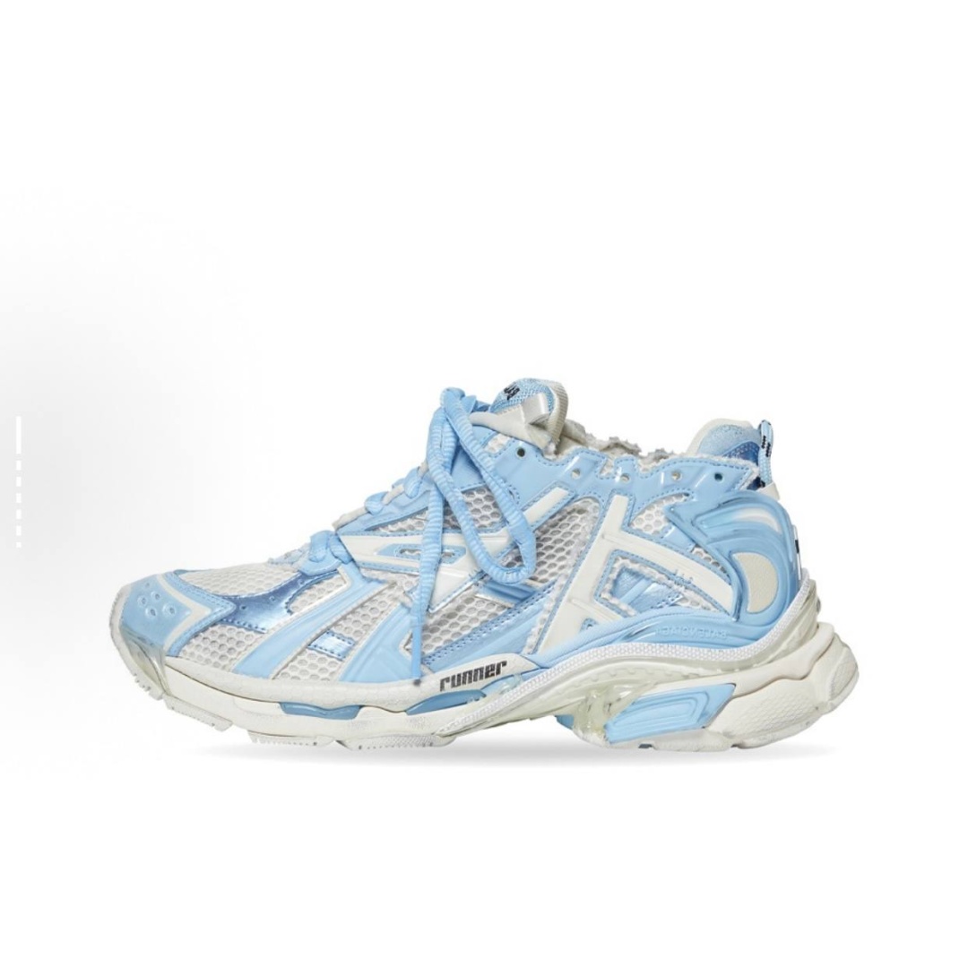  Balenciaga