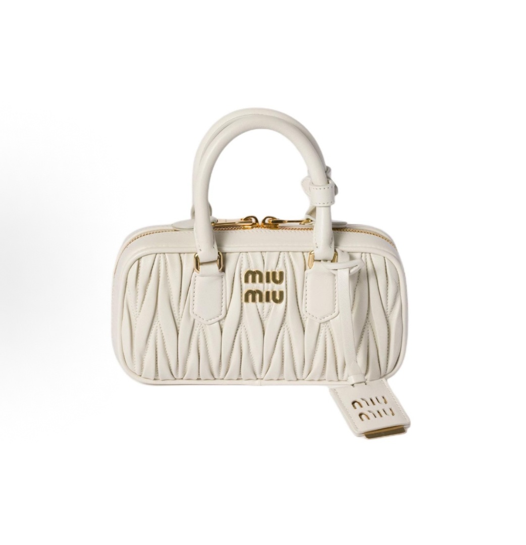  Miu Miu