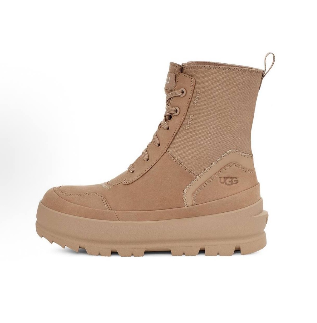  UGG