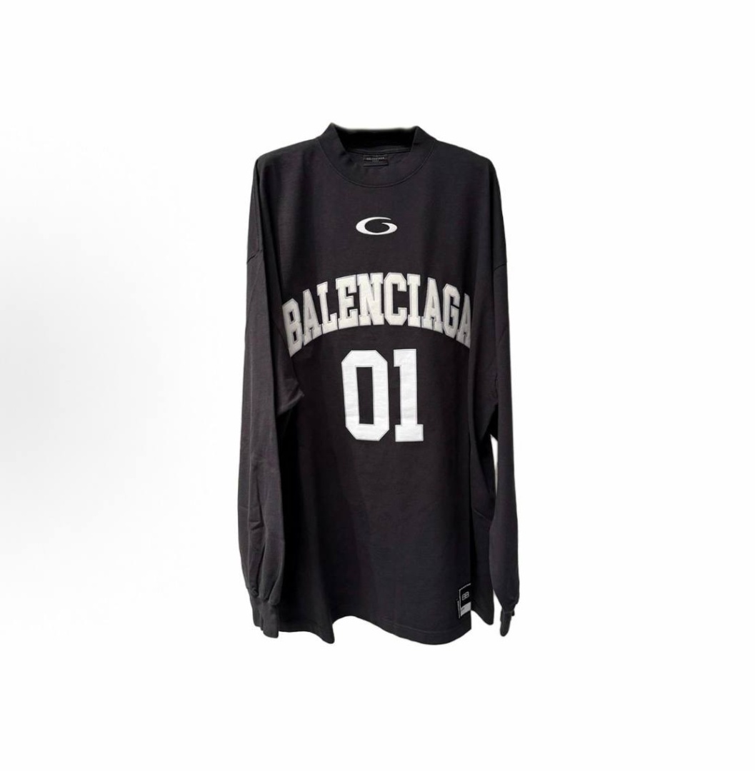  Balenciaga